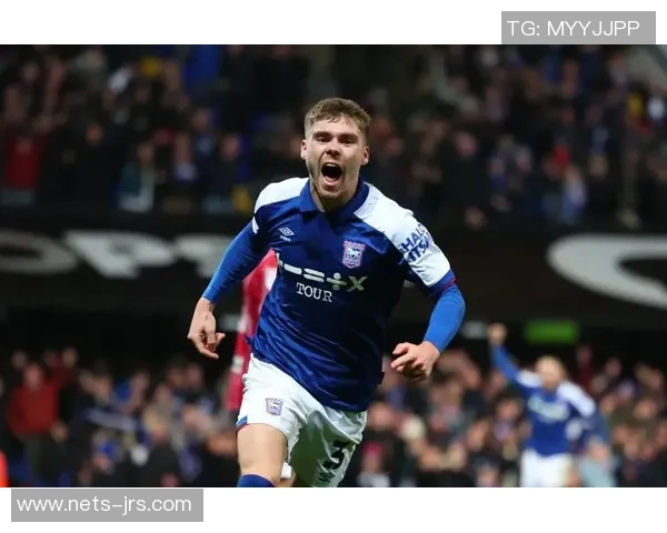 埃青年与马斯特里激战正酣谁能在这场对决中笑到最后